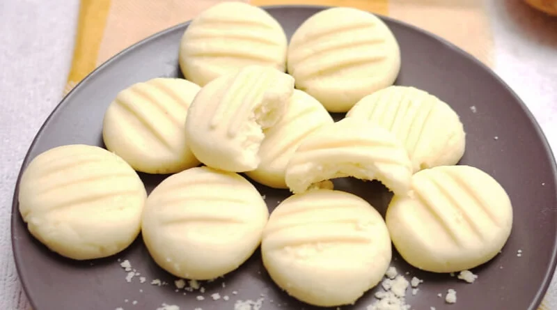 Üç malzemeli un kurabiyesi tarifi